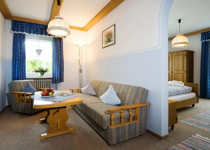 Hochfeld 3*